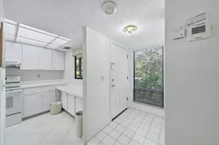 1711 Pelican Cove Rd, Sarasota, FL 34231 - Photo 5