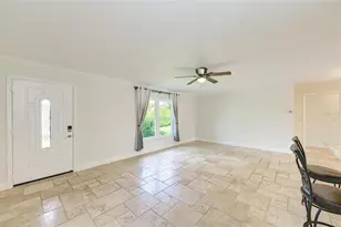 1307 Primrose Rd, Venice, FL 34293 - Photo 5