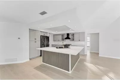 5328 Dominica Circle, Sarasota, FL 34233 - Photo 21