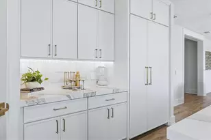 319 Tarpon St, Anna Maria, FL 34216 - Photo 17