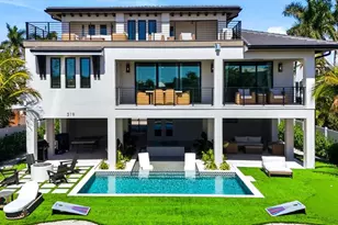 319 Tarpon St, Anna Maria, FL 34216 - Photo 3