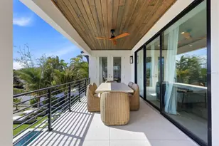 319 Tarpon St, Anna Maria, FL 34216 - Photo 39