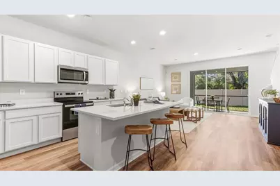 4056 Gold Dust Lane, Sarasota, FL 34243 - Photo 7