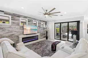 12458 Marsh Pointe Rd, Sarasota, FL 34238 - Photo 7