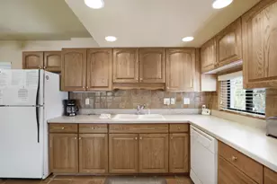 6157 Midnight Pass Rd, Sarasota, FL 34242 - Photo 25