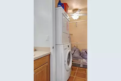 6157 Midnight Pass Road #E22, Sarasota, FL 34242 - Photo 21