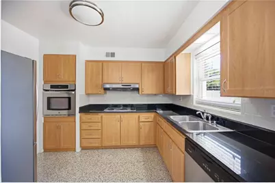 2244 Sunnyside Place, Sarasota, FL 34239 - Photo 7