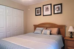 3567 65th Ave Cir E, Sarasota, FL 34243 - Photo 29