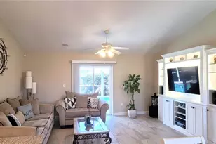 3567 65th Ave Cir E, Sarasota, FL 34243 - Photo 17