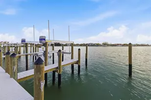 746 Eagle Point Dr, Venice, FL 34285 - Photo 57