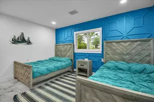 5624 Cape Leyte Dr, Sarasota, FL 34242 - Photo 31