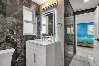 5624 Cape Leyte Drive, Sarasota, FL 34242 - Photo 43