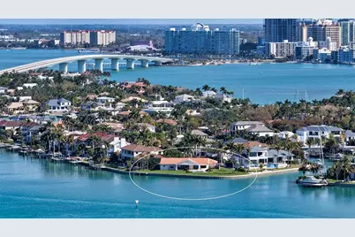 376 West Royal Flamingo Drive, Sarasota, FL 34236 - Photo 3