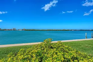 376 W Royal Flamingo Dr, Sarasota, FL 34236 - Photo 17