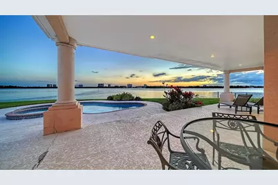 376 West Royal Flamingo Drive, Sarasota, FL 34236 - Photo 13