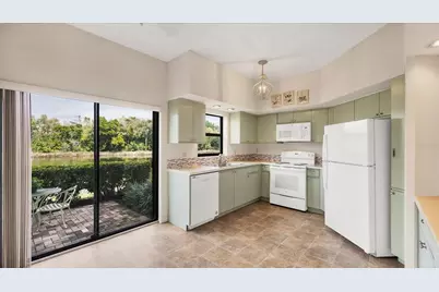 1740 Starling Drive #101, Sarasota, FL 34231 - Photo 15