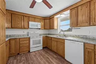 3426 Desoto Rd, Sarasota, FL 34235 - Photo 23