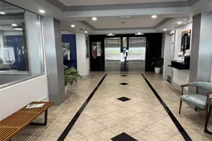 33 S Gulfstream Ave, Sarasota, FL 34236 - Photo 3