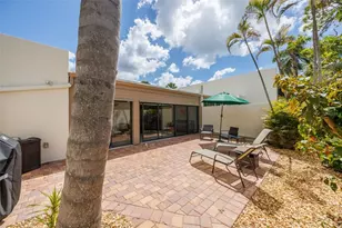 597 Lakeside Dr, Bradenton, FL 34210 - Photo 33