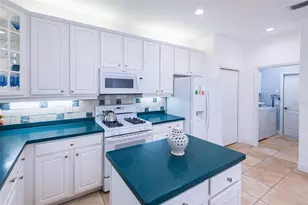 7048 Old Tabby Cir, Lakewood Ranch, FL 34202 - Photo 11