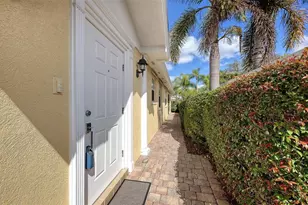 5926 Benevento Dr, Sarasota, FL 34238 - Photo 3