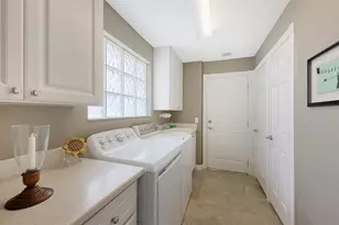 5926 Benevento Dr, Sarasota, FL 34238 - Photo 23