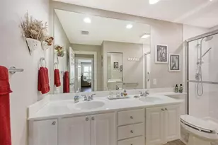 5926 Benevento Dr, Sarasota, FL 34238 - Photo 17