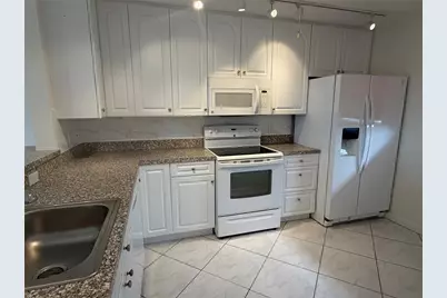 3840 Ironwood Lane #506H, Bradenton, FL 34209 - Photo 3