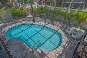 4939 Commonwealth Dr, Sarasota, FL 34242 - Photo 33