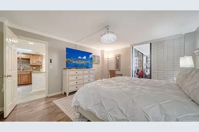 8735 Midnight Pass Road #105B, Sarasota, FL 34242 - Photo 21