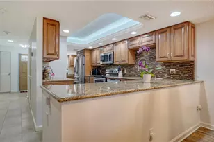 8735 Midnight Pass Rd, Sarasota, FL 34242 - Photo 15