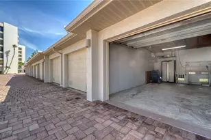 8735 Midnight Pass Rd, Sarasota, FL 34242 - Photo 33