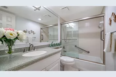 8735 Midnight Pass Road #105B, Sarasota, FL 34242 - Photo 29