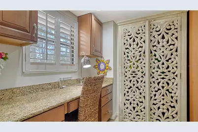 8735 Midnight Pass Road #105B, Sarasota, FL 34242 - Photo 17