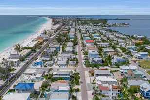 2215 Avenue C, Bradenton Beach, FL 34217 - Photo 67