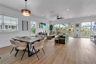 2215 Avenue C, Bradenton Beach, FL 34217 - Photo 9