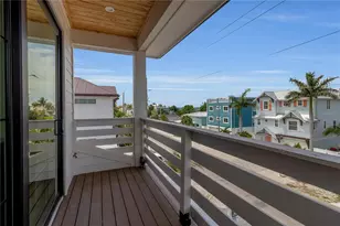 2215 Avenue C, Bradenton Beach, FL 34217 - Photo 51