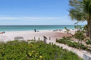 2215 Avenue C, Bradenton Beach, FL 34217 - Photo 75