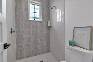 2215 Avenue C, Bradenton Beach, FL 34217 - Photo 41