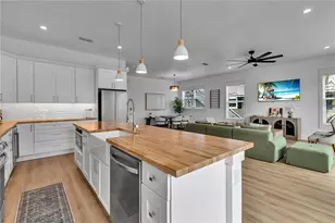 2215 Avenue C, Bradenton Beach, FL 34217 - Photo 19