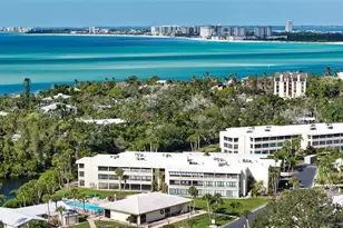 199 Whispering Sands Dr, Sarasota, FL 34242 - Photo 3