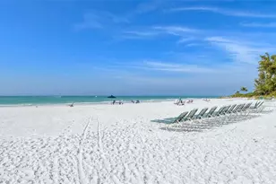 199 Whispering Sands Dr, Sarasota, FL 34242 - Photo 47