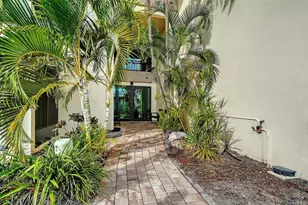 199 Whispering Sands Dr, Sarasota, FL 34242 - Photo 7