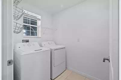 5554 Blue Azure Drive, Wimauma, FL 33598 - Photo 11