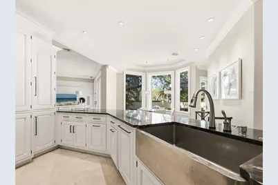 1655 South Drive, Sarasota, FL 34239 - Photo 15