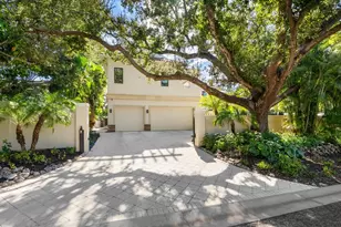 1655 South Dr, Sarasota, FL 34239 - Photo 65