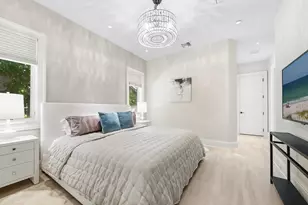 1655 South Dr, Sarasota, FL 34239 - Photo 31