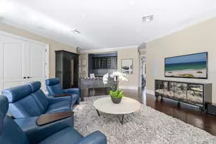 1655 South Dr, Sarasota, FL 34239 - Photo 27