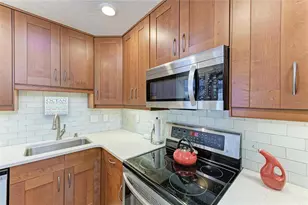 390 301 Blvd W, Bradenton, FL 34205 - Photo 13