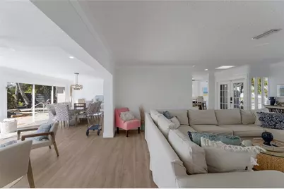 419 Clark Drive, Holmes Beach, FL 34217 - Photo 5